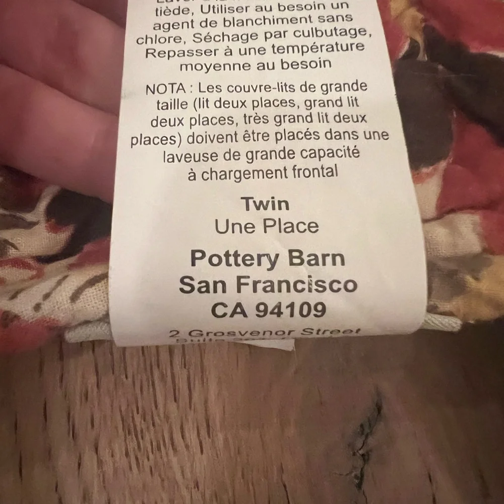Pottery Barn Vintage boho Floral and Geometric Quilt in Red and Brown VERY RARE